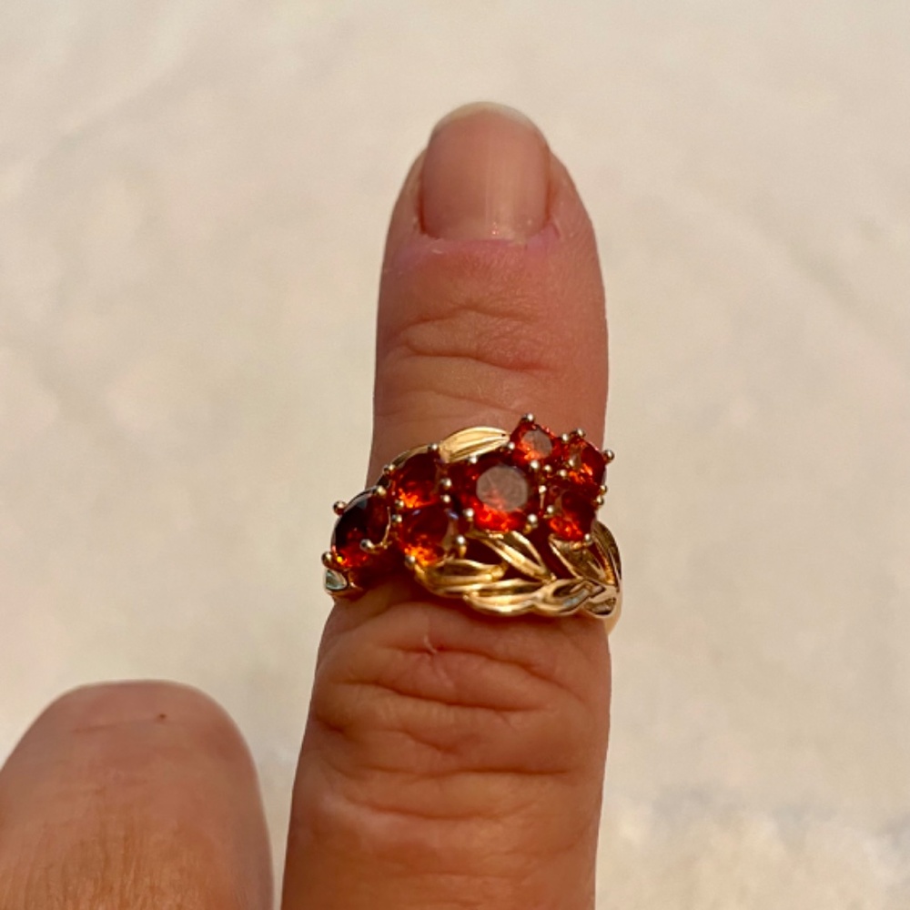 Red Rhinestone Gold Tone Ring - Picture 3 of 6